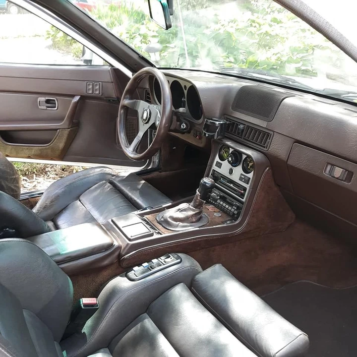 1984 Porsche 944 - Image 9 of 15