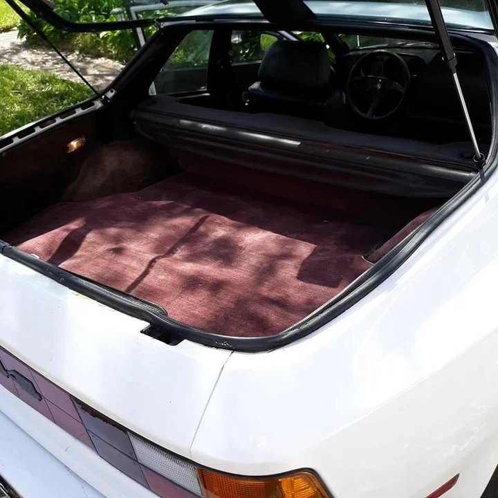 1984 Porsche 944 - Image 7 of 15