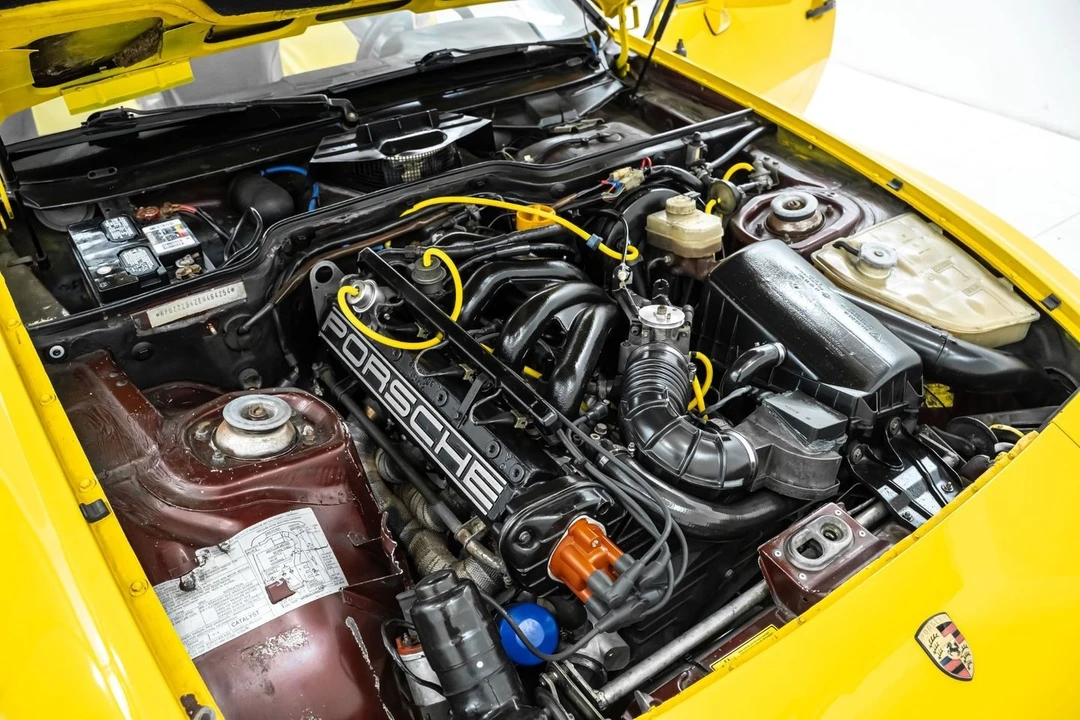 1984 Porsche 944 - Image 29 of 31