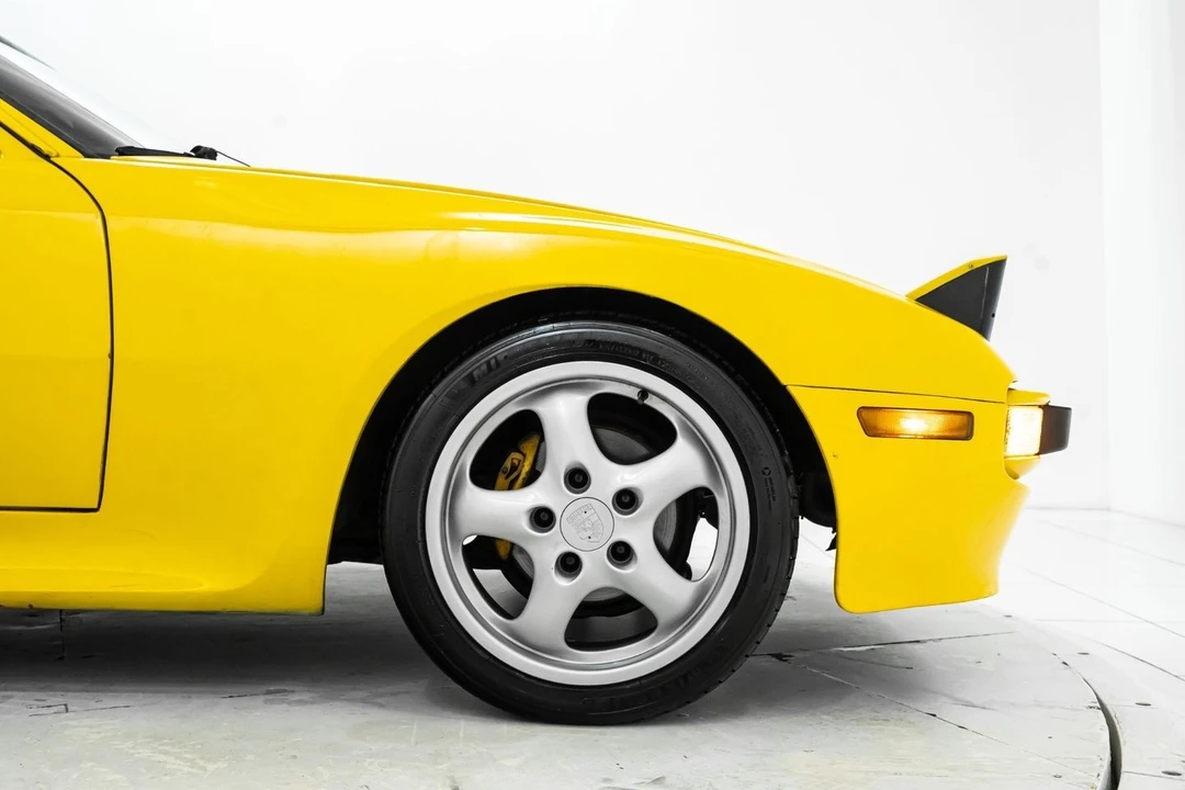 1984 Porsche 944 - Image 15 of 31