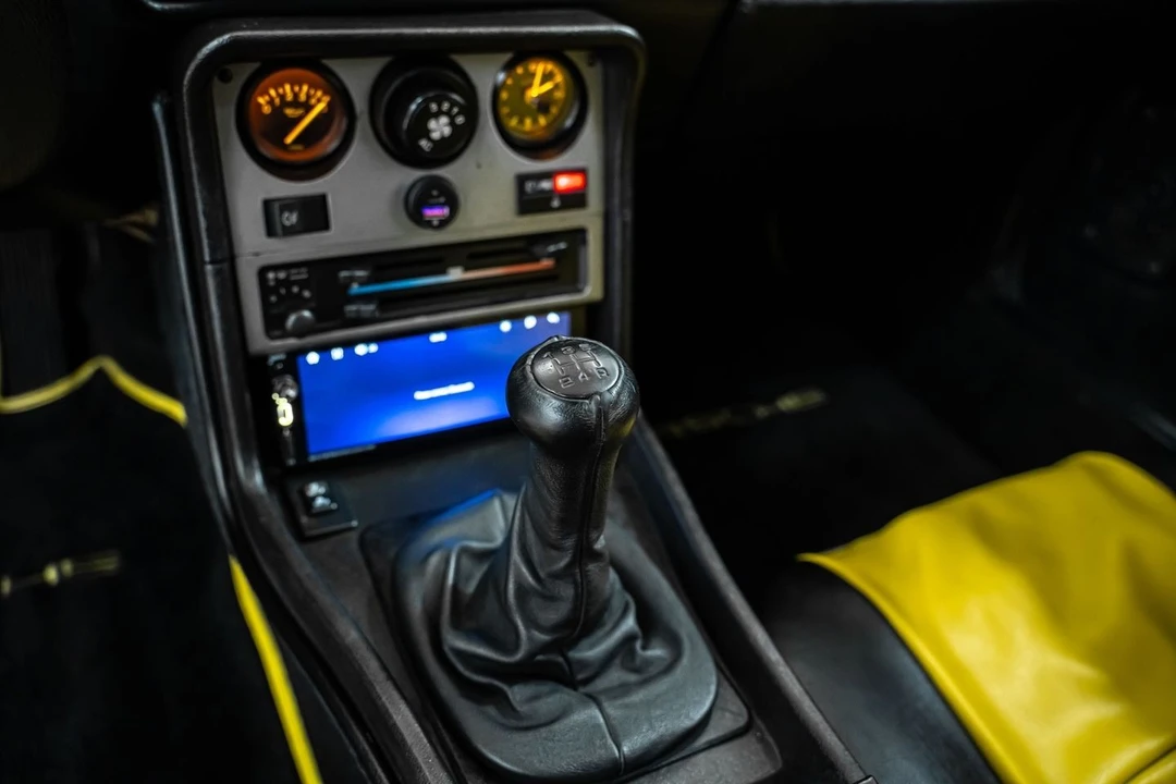 1984 Porsche 944 - Image 25 of 31