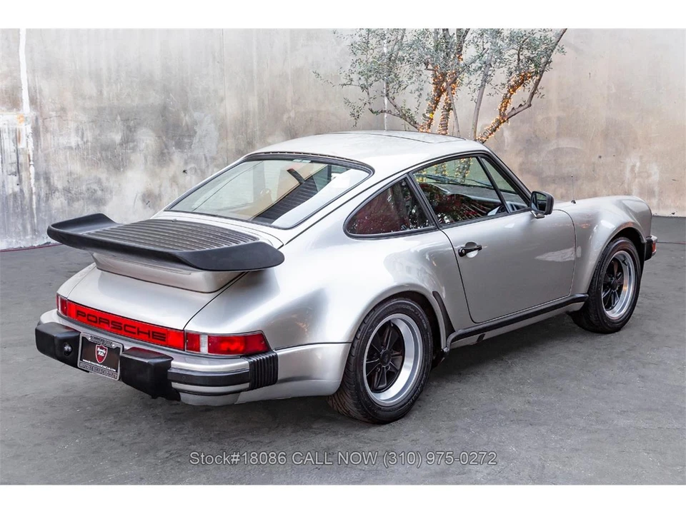 1984 Porsche 911 - Image 4 of 31