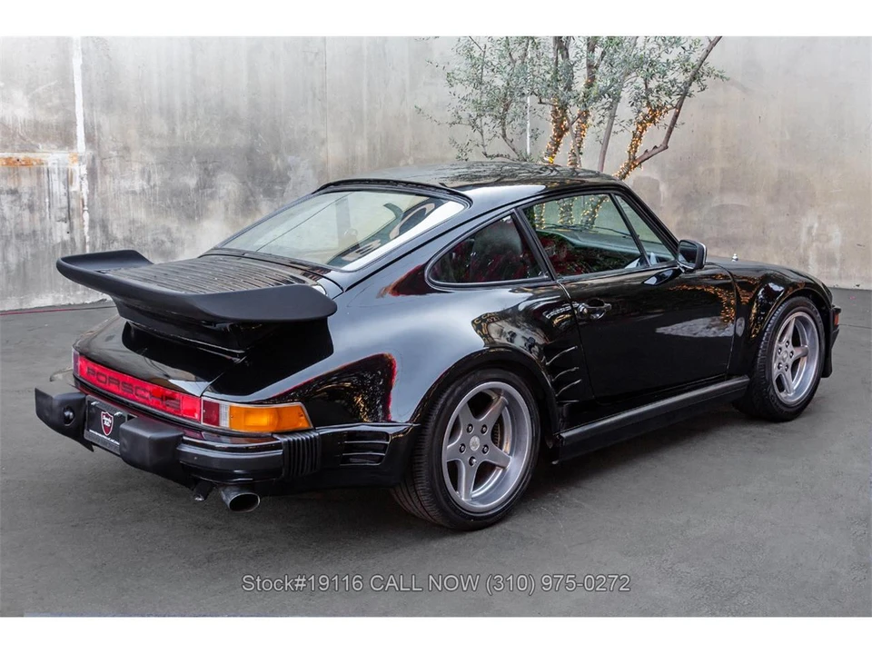 1984 Porsche 911 Carrera 3.2 - Image 5 of 31