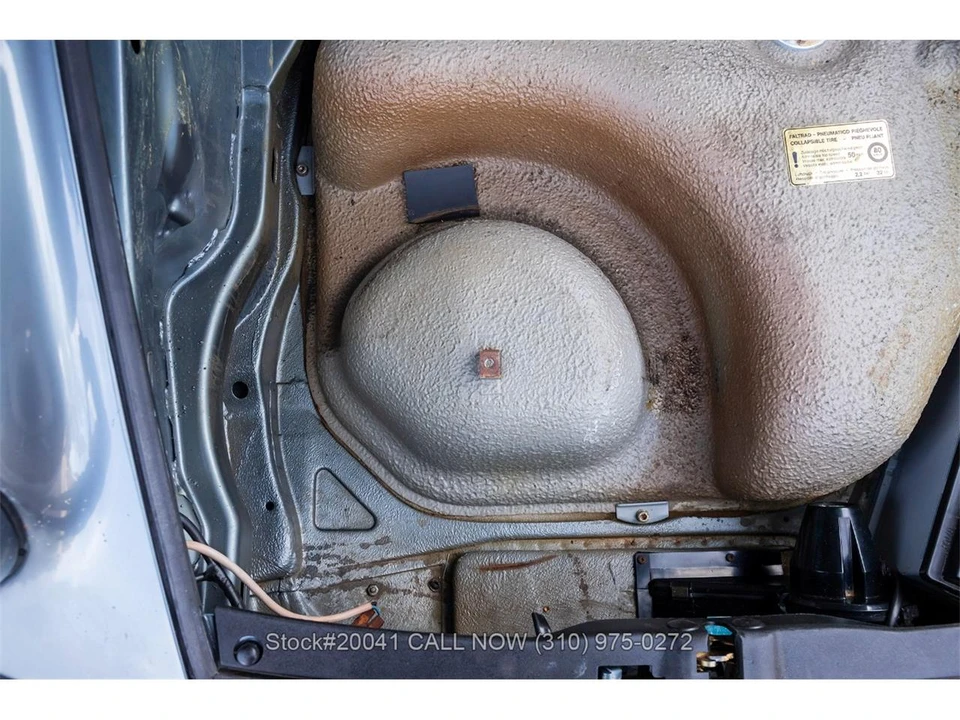 1984 Porsche 911 Carrera 3.2 - Image 30 of 31