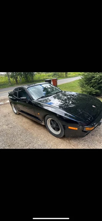 1984 Porsche 944 - Image 2 of 4