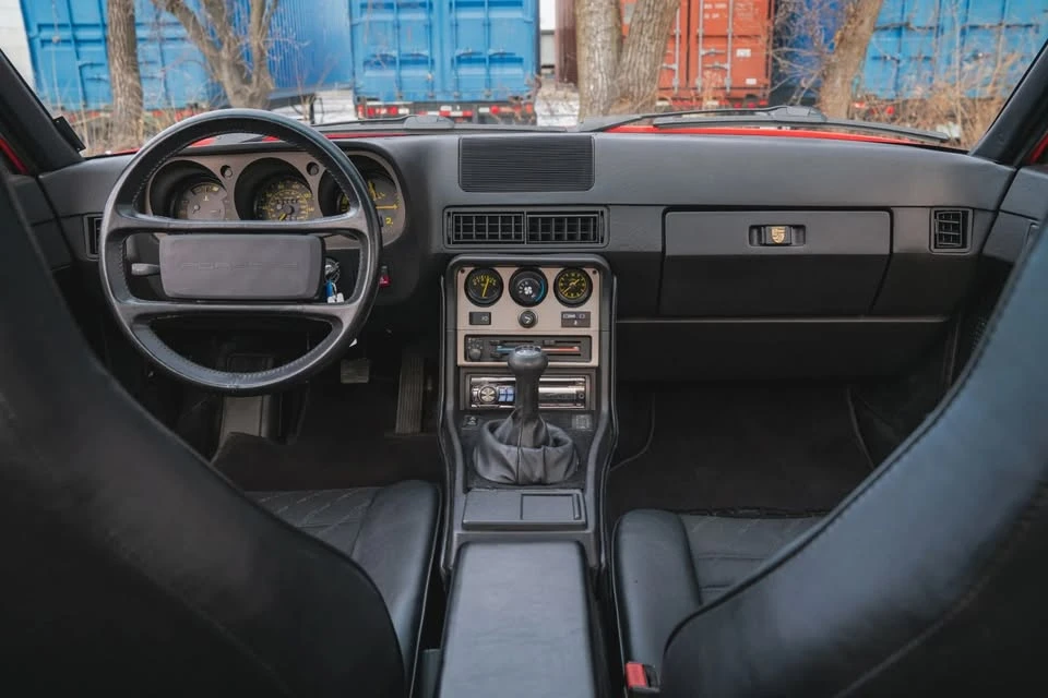 1984 Porsche 944 - Image 17 of 20