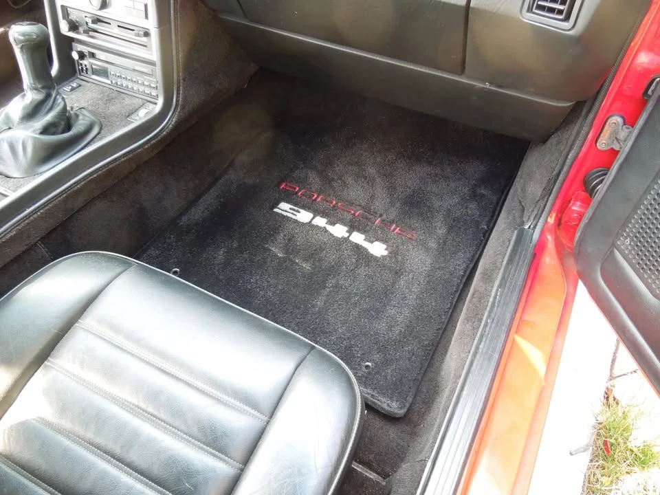 1984 Porsche 944 - Image 12 of 20
