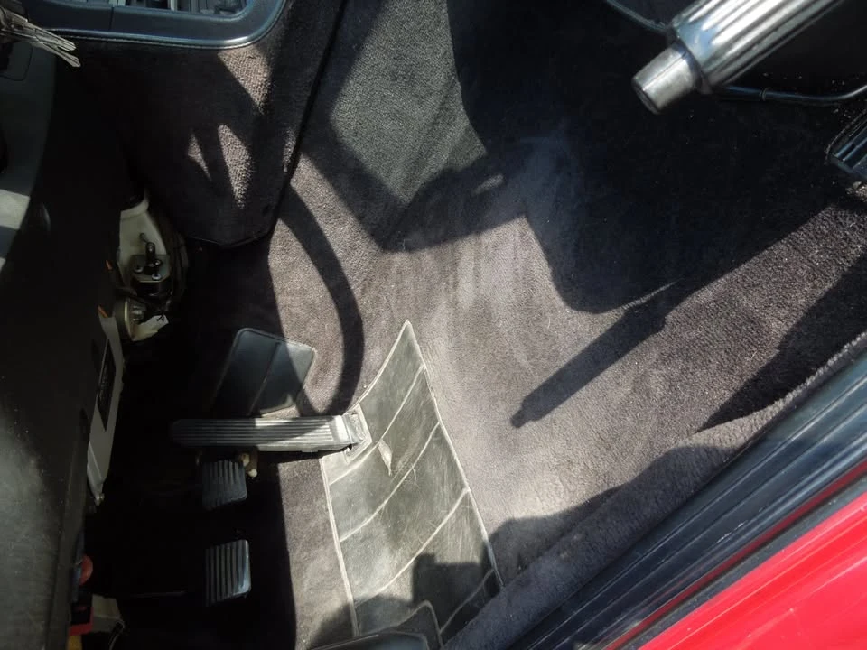 1984 Porsche 944 - Image 15 of 20