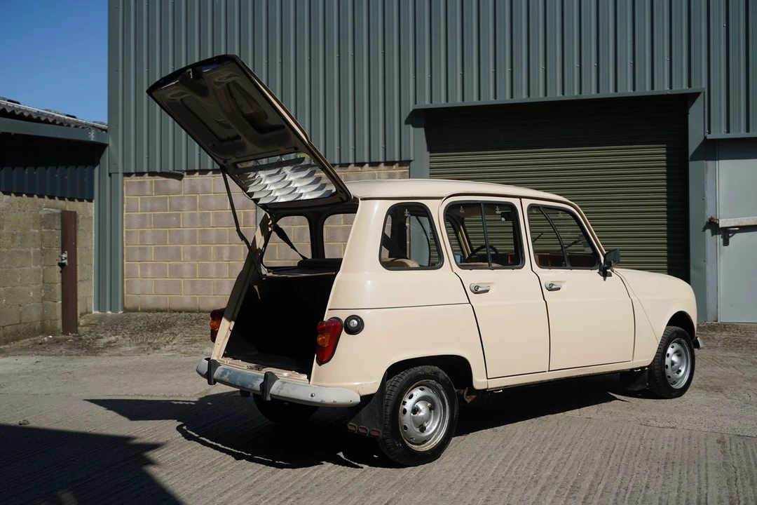1984 Renault 4 - Image 24 of 30