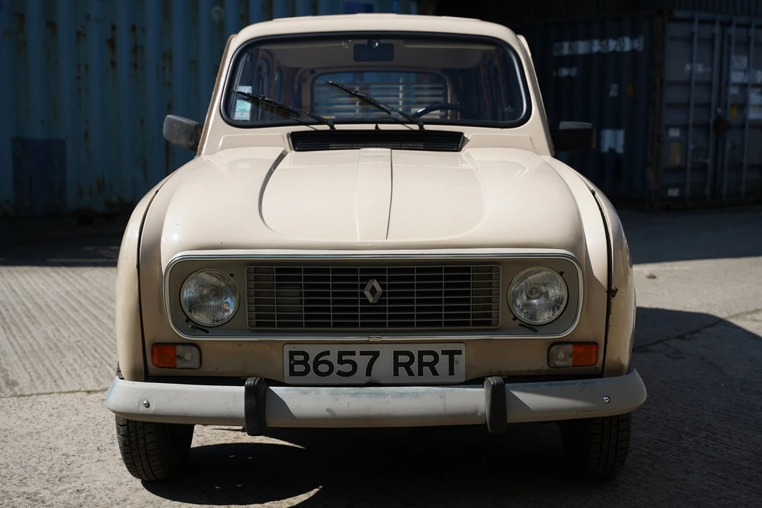 1984 Renault 4 - Image 2 of 30