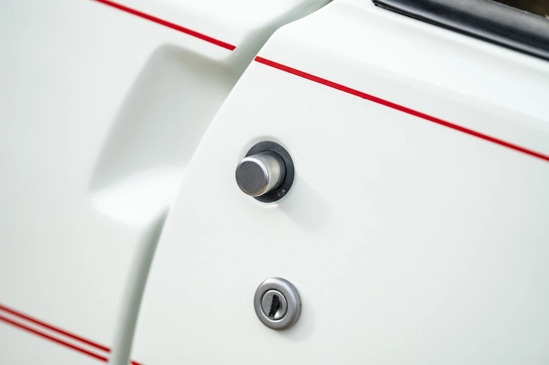 1984 Renault 5 Turbo 2 - Image 18 of 31
