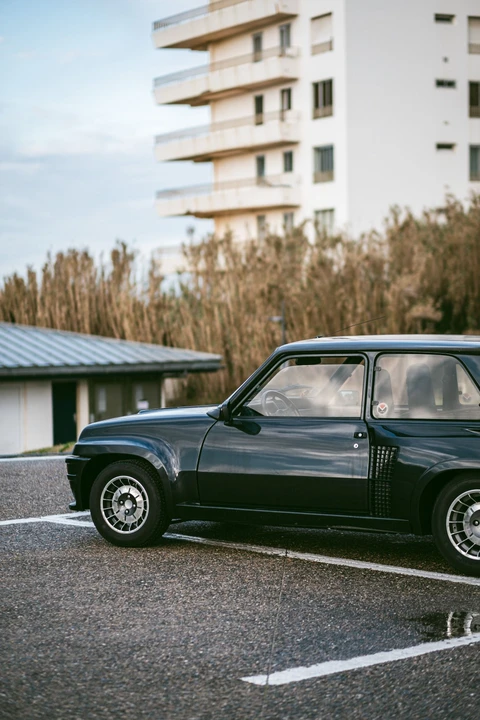 1984 Renault - Image 4 of 31