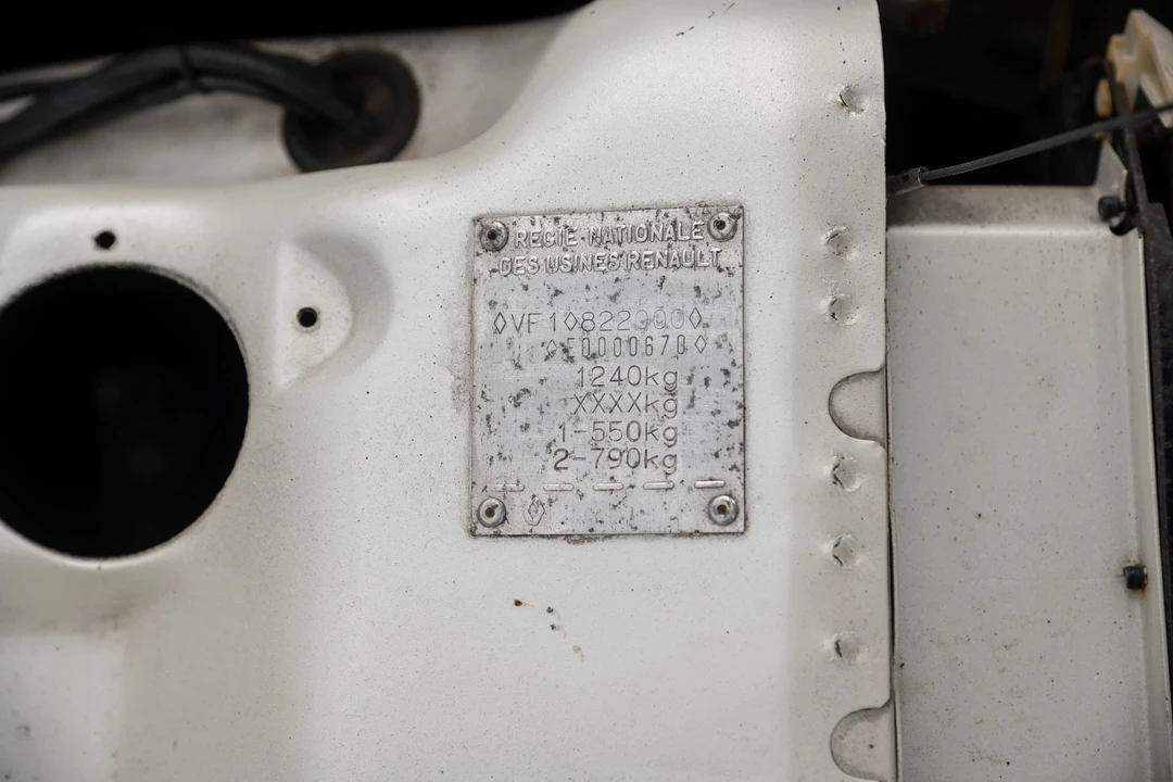 1984 Renault 5 Turbo 2 - Image 23 of 31