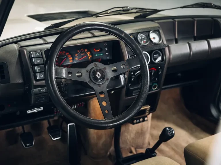 1984 Renault 5 Turbo 2 - Image 14 of 31
