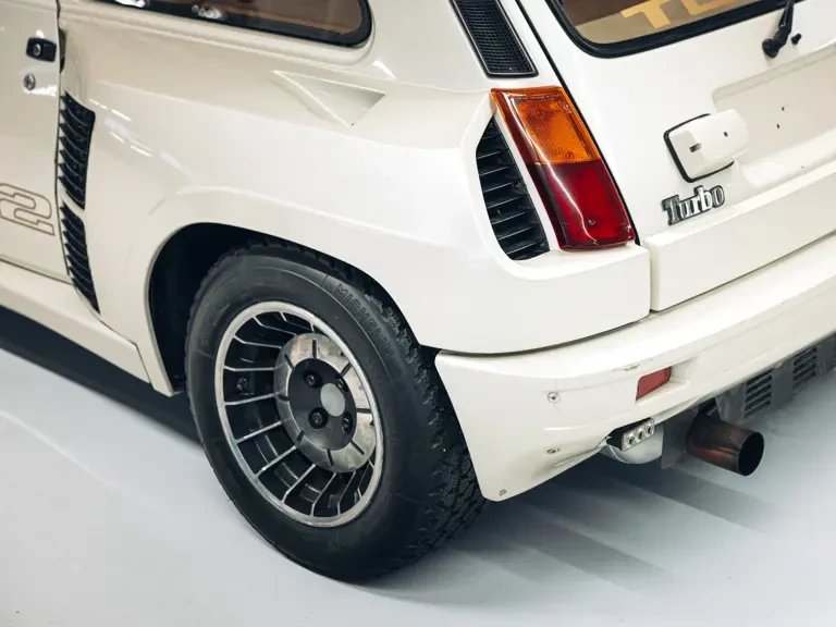 1984 Renault 5 Turbo 2 - Image 29 of 31