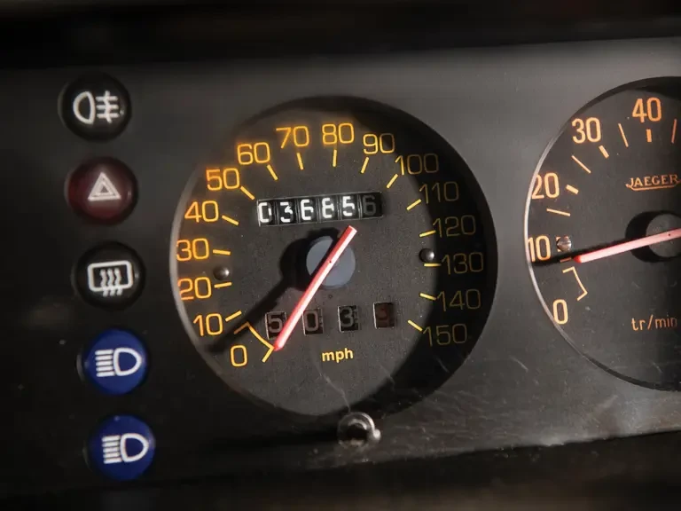 1984 Renault 5 Turbo 2 - Image 10 of 23