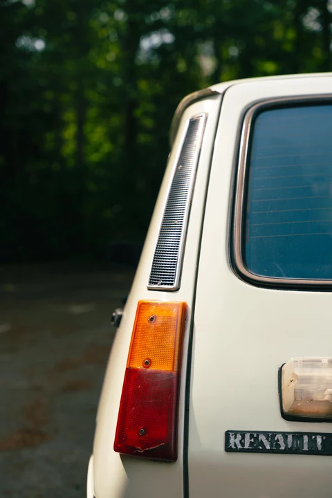 1984 Renault 5 - Image 25 of 31