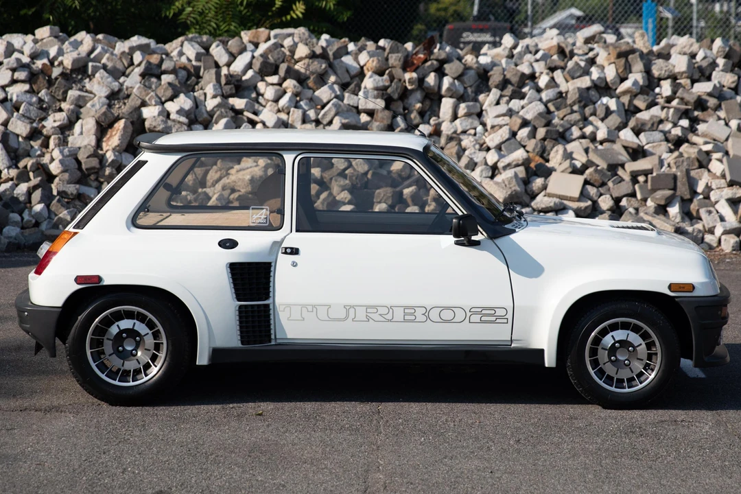 1984 Renault 5 Turbo 2 - Image 3 of 31
