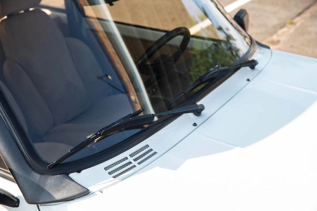 1984 Renault 5 Turbo 2 - Image 27 of 31