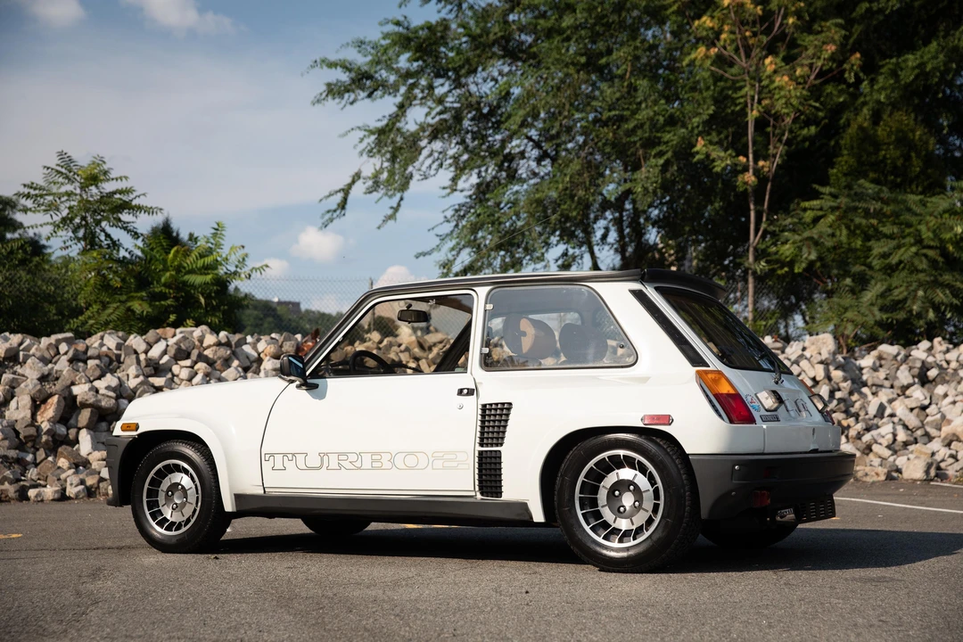 1984 Renault 5 Turbo 2 - Image 13 of 31