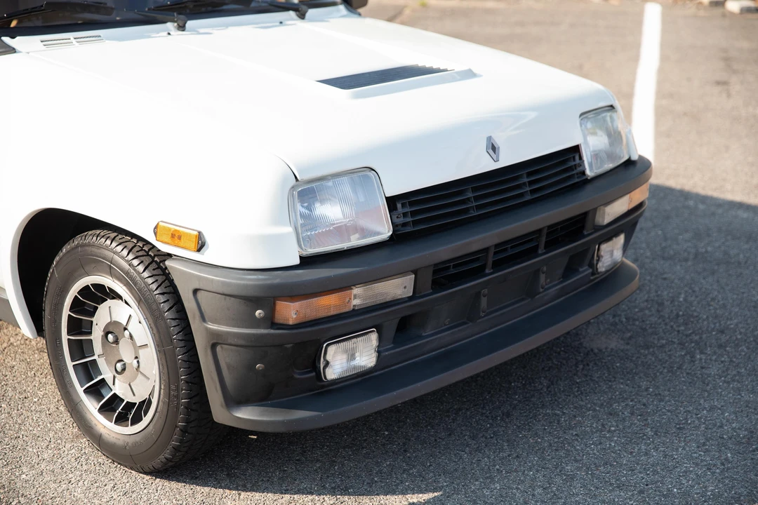 1984 Renault 5 Turbo 2 - Image 29 of 31