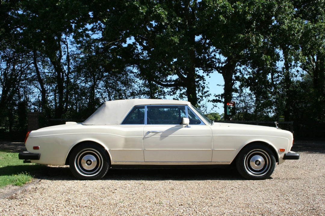 1984 Rolls-Royce Corniche Series I - Image 5 of 12