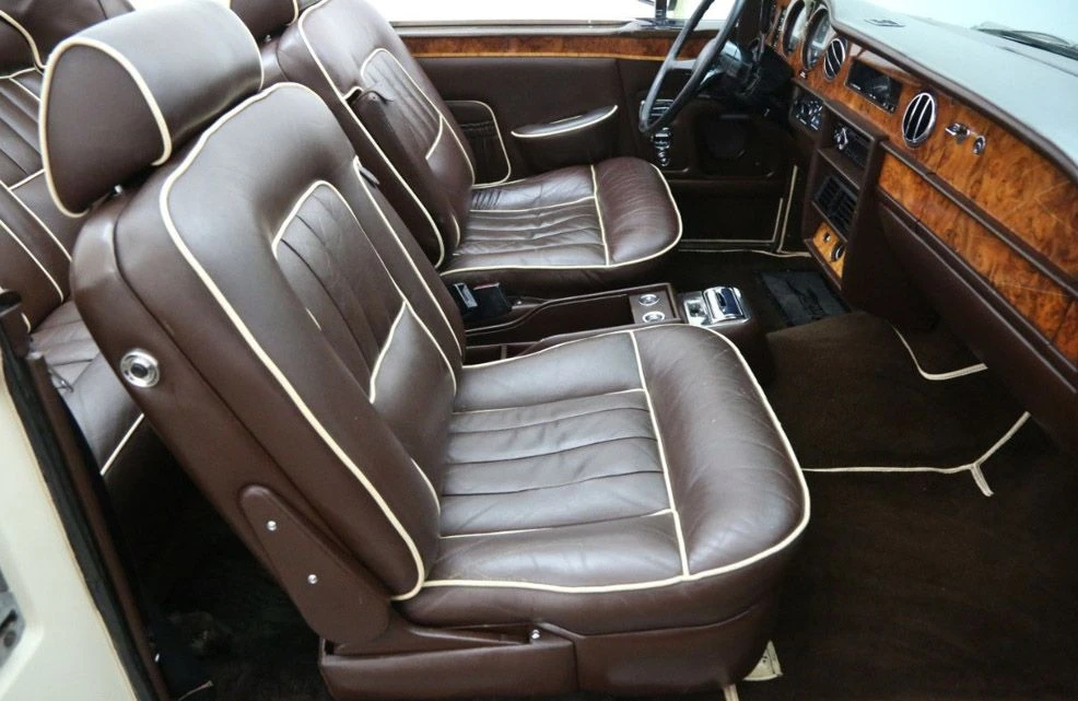 1984 Rolls-Royce Corniche Series I - Image 9 of 12