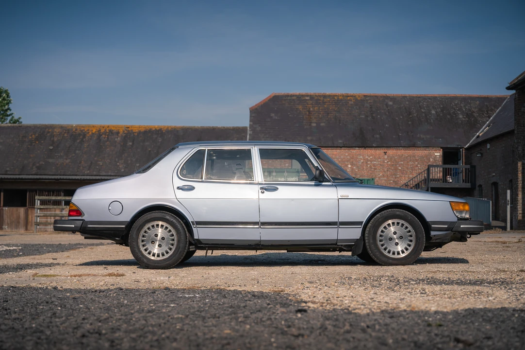 1984 Saab 900 1st Gen - Image 12 of 31