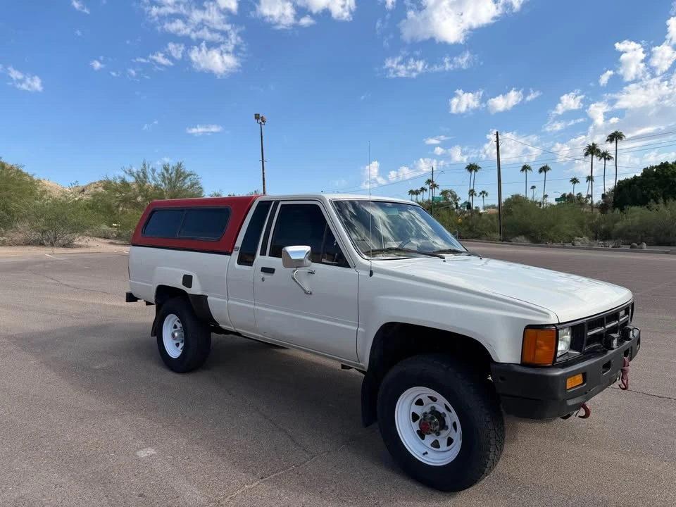 1984 Toyota Corolla AE86 - Image 2 of 10