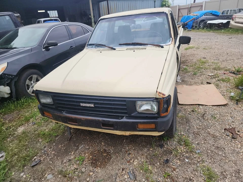 1984 Toyota Corolla AE86 - Image 2 of 5