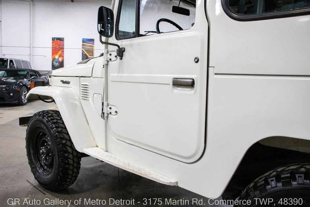 1984 Toyota J40 Land Cruiser - Image 16 of 31