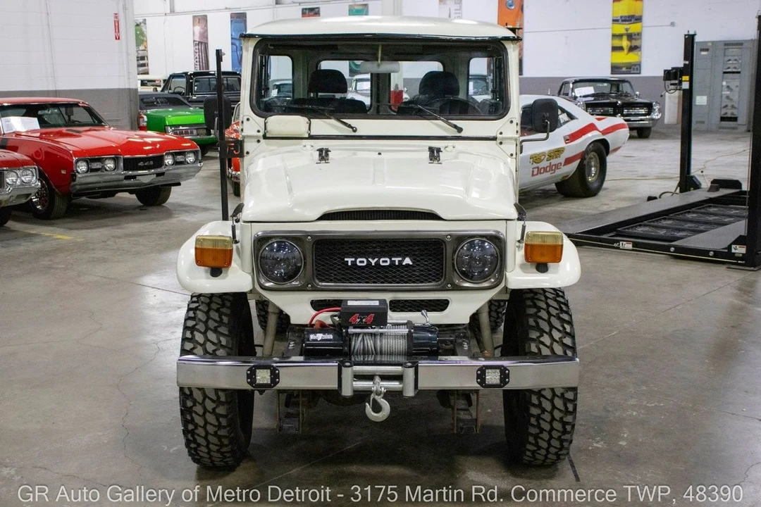 1984 Toyota J40 Land Cruiser - Image 9 of 31