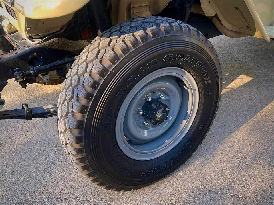 1984 Toyota J40 Land Cruiser - Image 9 of 31