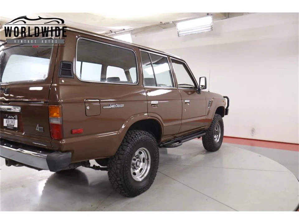 1984 Toyota J60 Land Cruiser - Image 21 of 31