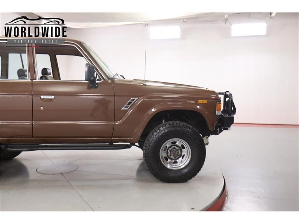 1984 Toyota J60 Land Cruiser - Image 8 of 31