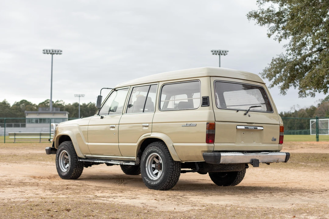 1984 Toyota J60 Land Cruiser - Image 10 of 31