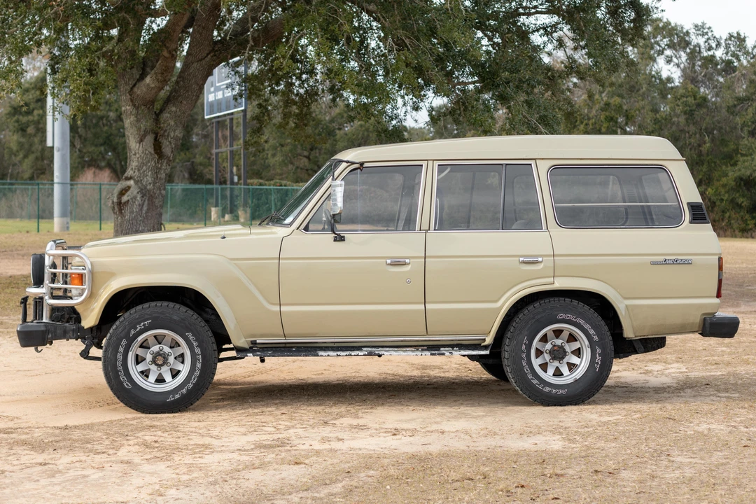 1984 Toyota J60 Land Cruiser - Image 3 of 31