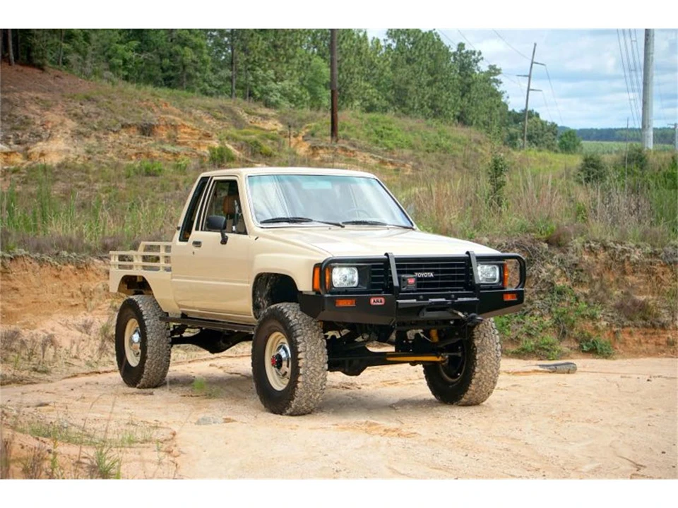 1984 Toyota Hilux 4th Gen - Image 4 of 31