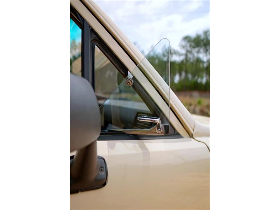 1984 Toyota Hilux 4th Gen - Image 14 of 31