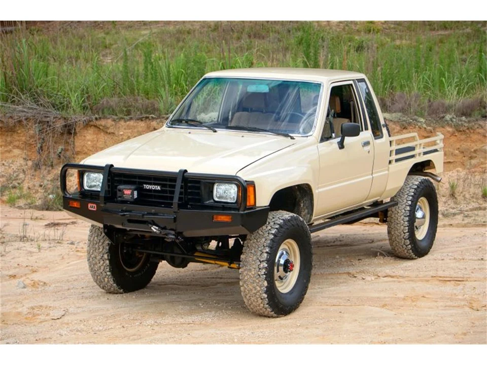 1984 Toyota Hilux 4th Gen - Image 30 of 31