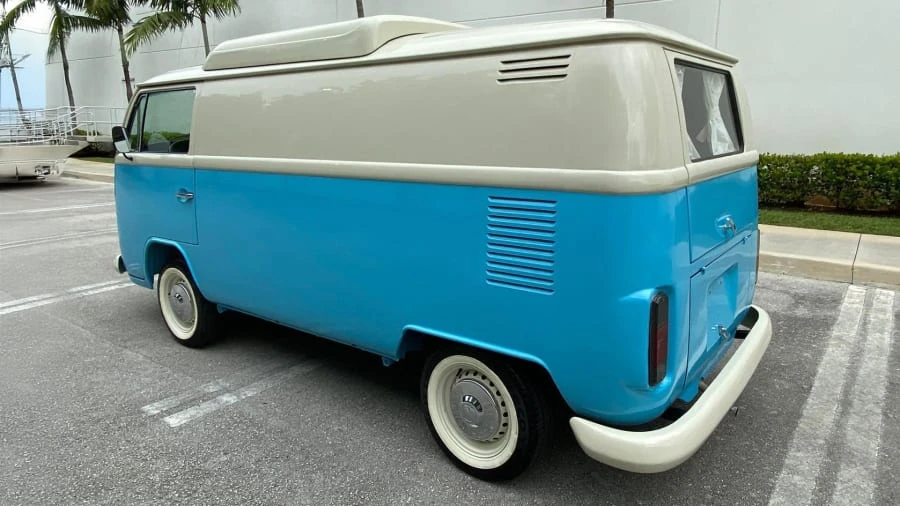 1984 Volkswagen EuroVan - Image 4 of 26