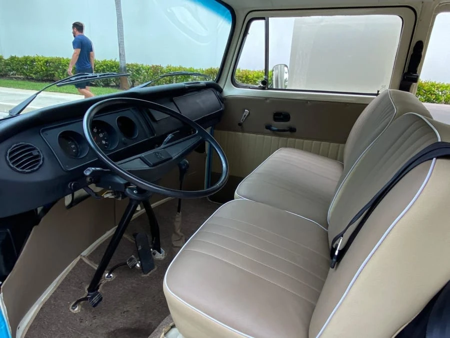 1984 Volkswagen EuroVan - Image 12 of 26