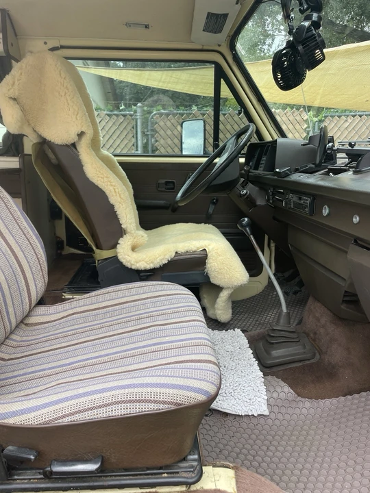 1984 Volkswagen Bay-Window Bus - Image 14 of 14