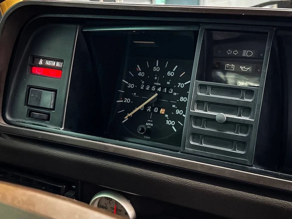 1984 Volkswagen Bay-Window Bus - Image 18 of 21