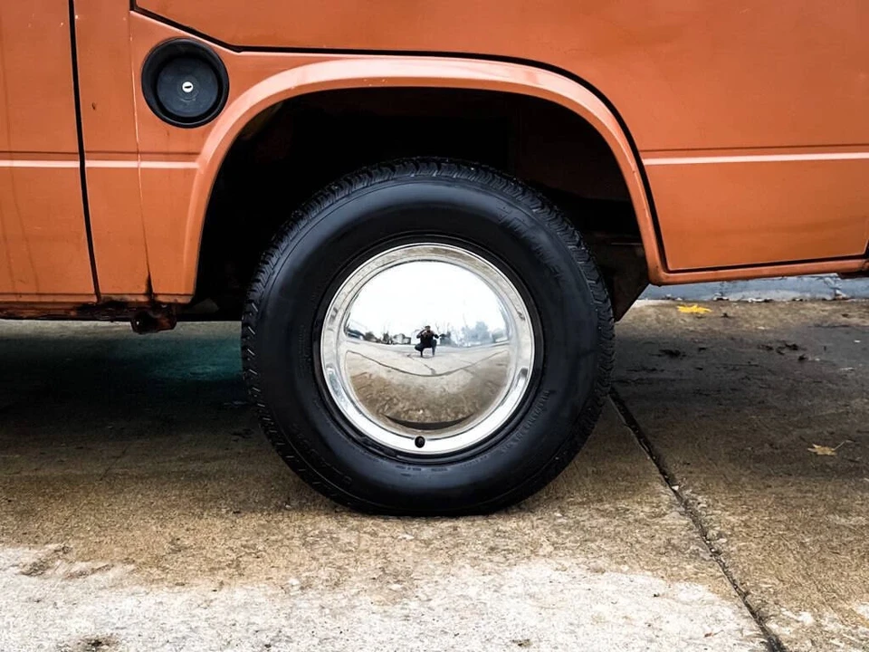1984 Volkswagen Bay-Window Bus - Image 13 of 21