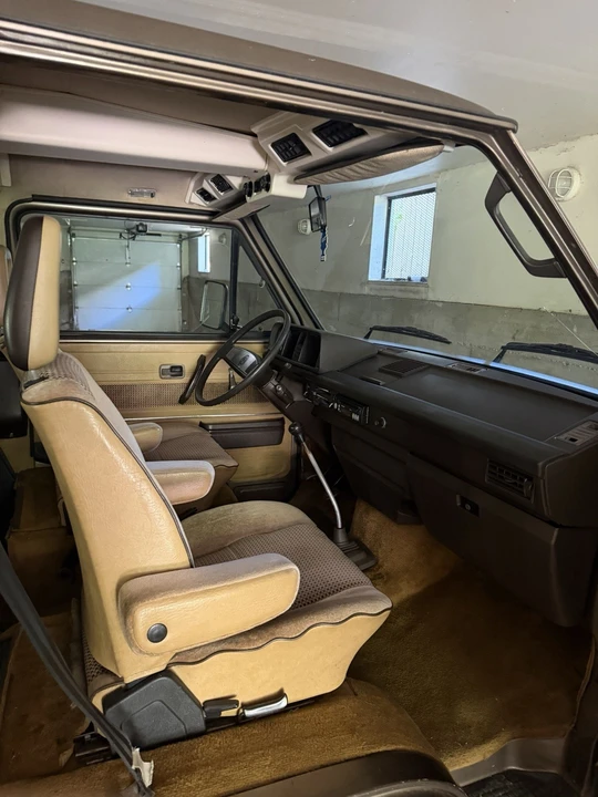 1984 Volkswagen Vanagon - Image 9 of 28