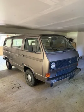 1984 Volkswagen Vanagon T3 7-Passenger
