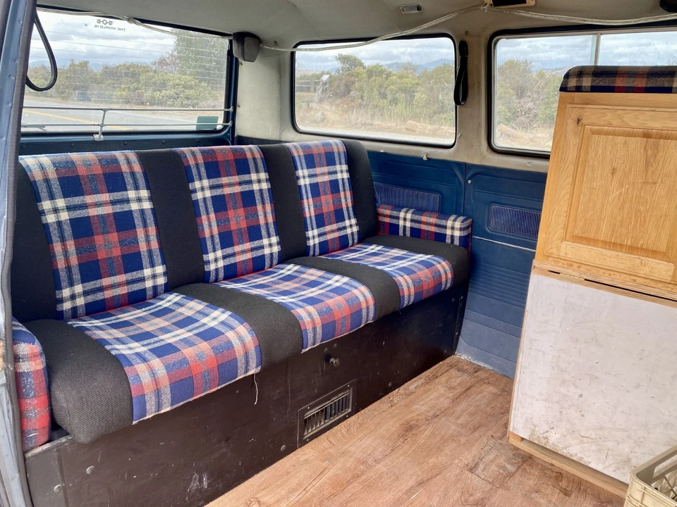 1984 Volkswagen Bay-Window Bus - Image 14 of 21