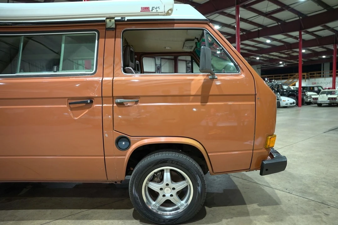 1984 Volkswagen Bay-Window Camper - Image 11 of 12