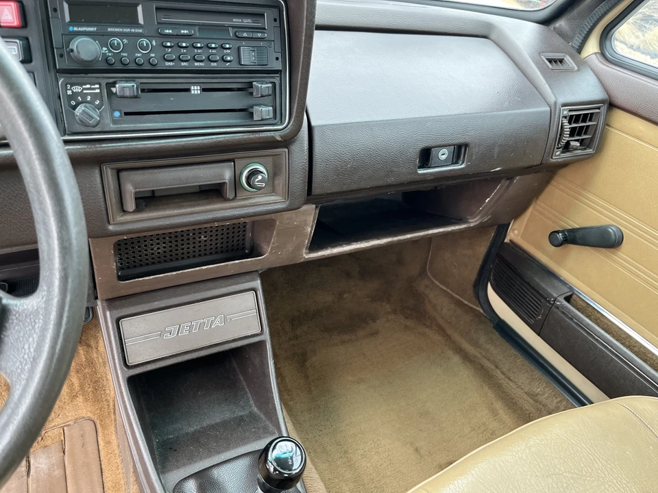 1984 Volkswagen A1 Jetta - Image 26 of 31